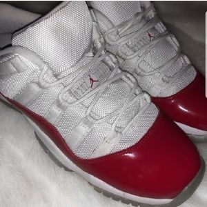 Jordan Low Retro Cherry